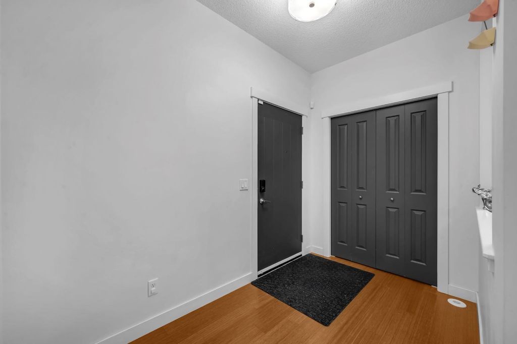 Photo of 233 Cranarch Common SE, Calgary, AB T3M 1M3 (MLS # A2301226)