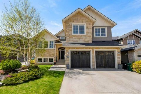 Photo of 78 Aspen Cliff Close SW, Calgary, AB T3H 0L9 (MLS # A2306448)