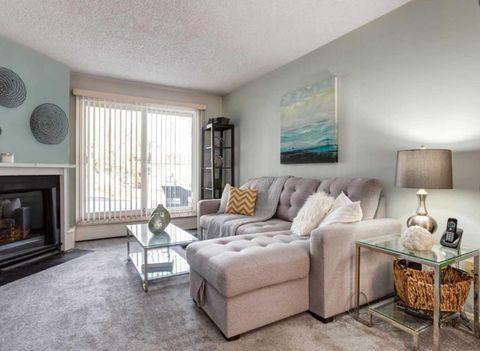 315 Southampton Drive SW 4107 Calgary AB T2W 2T6