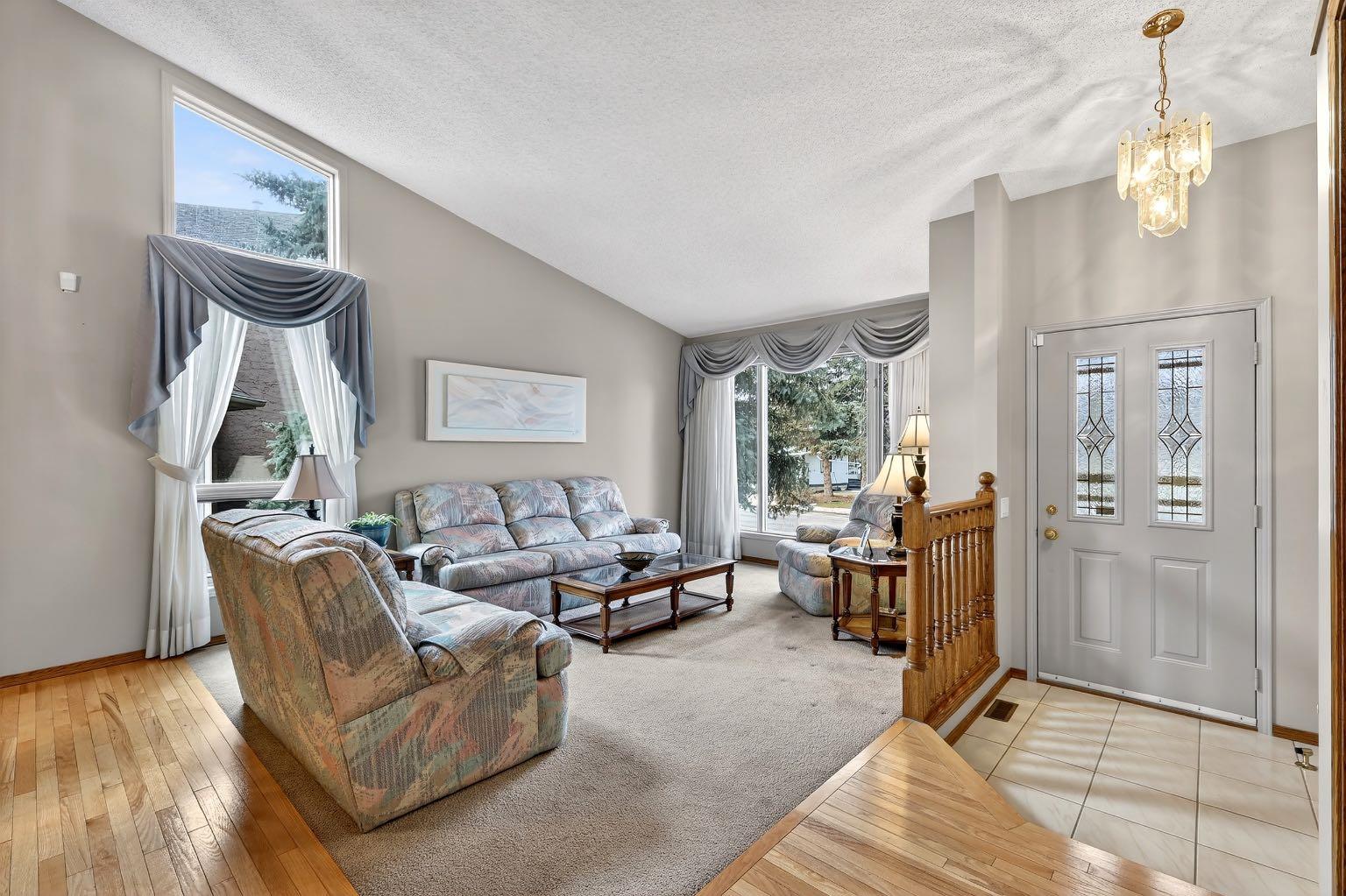 311 Douglasbank Drive SE