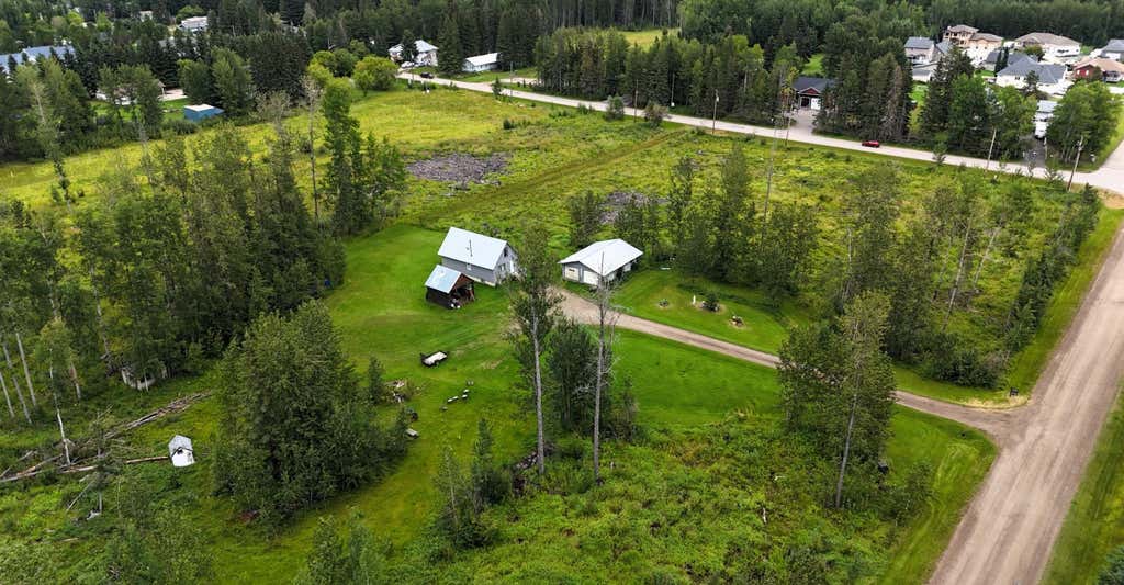 Photo of 6432 17 Avenue, Edson, AB T7E 1S4 (MLS # A2124317)