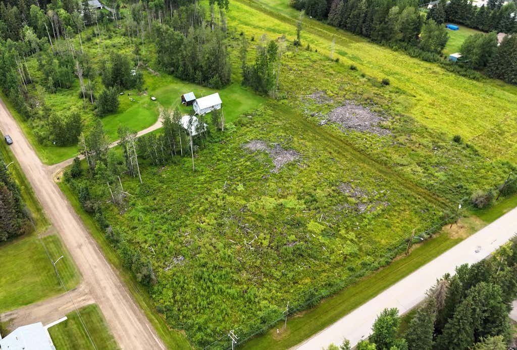 Photo of 6432 17 Avenue, Edson, AB T7E 1S4 (MLS # A2124317)
