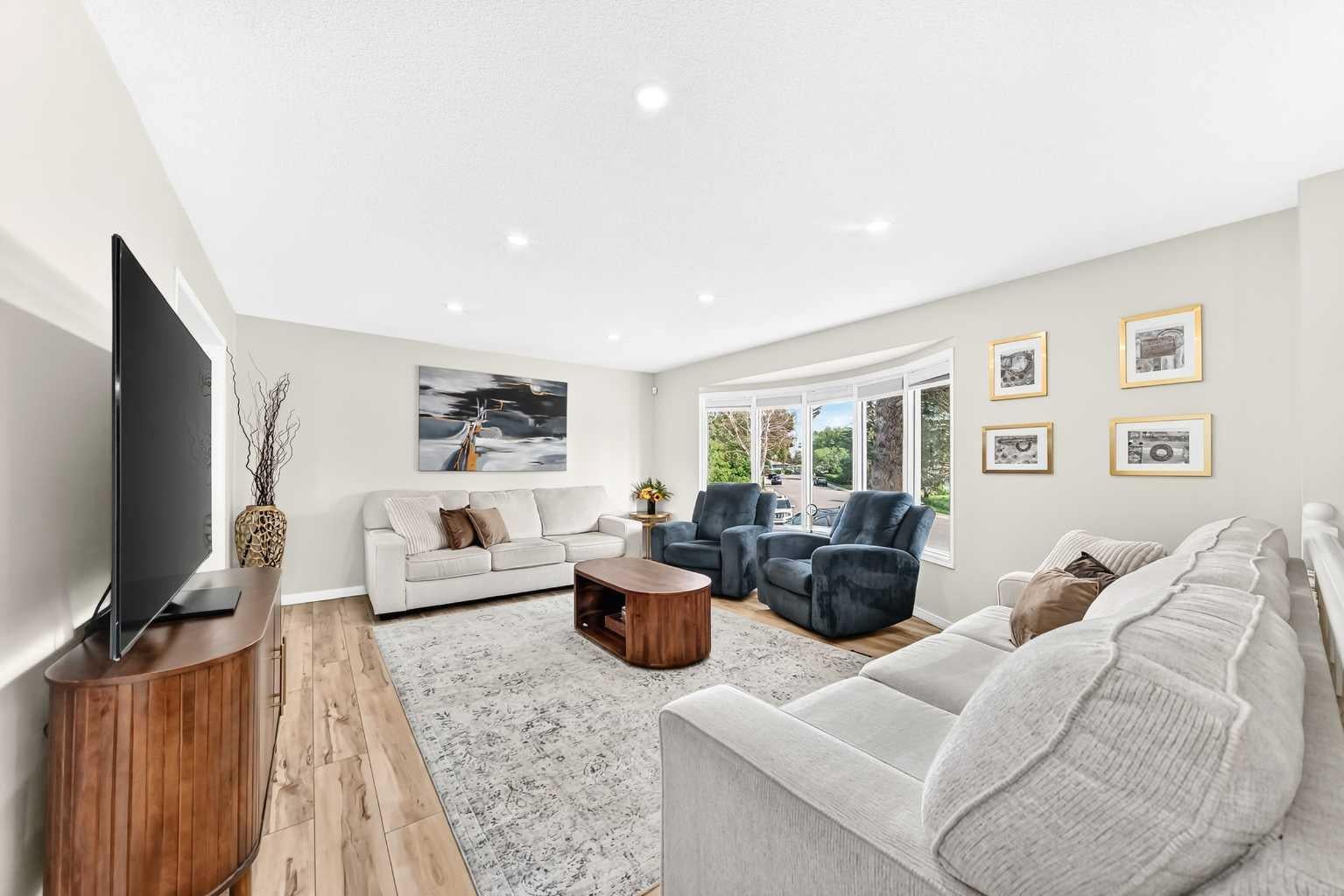 4 Marbrooke Circle NE