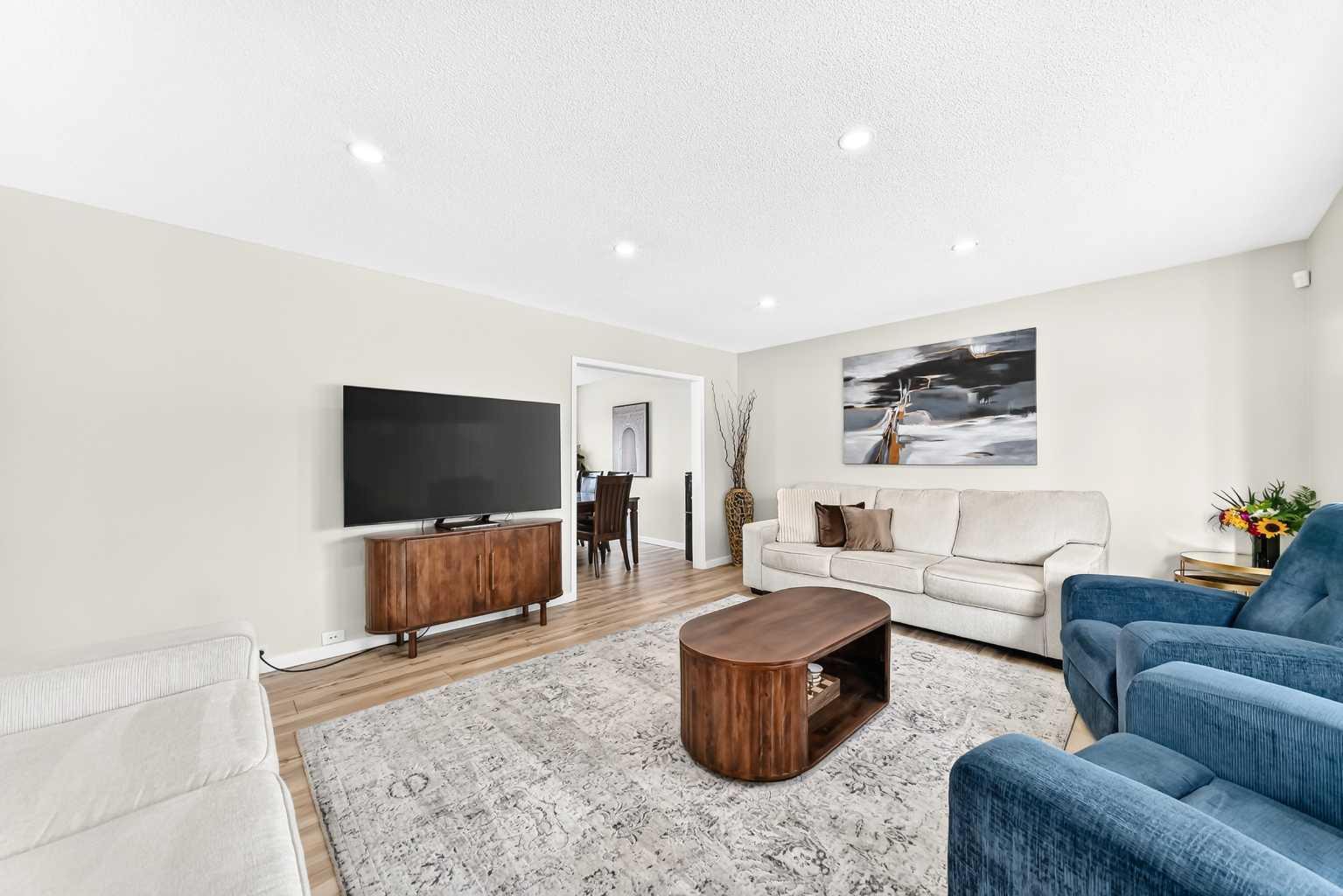 4 Marbrooke Circle NE