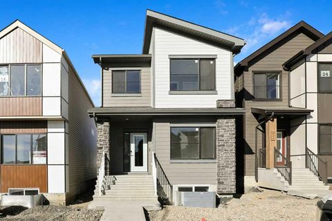 20 Heartwood Lane SE Calgary AB T3M 2K1