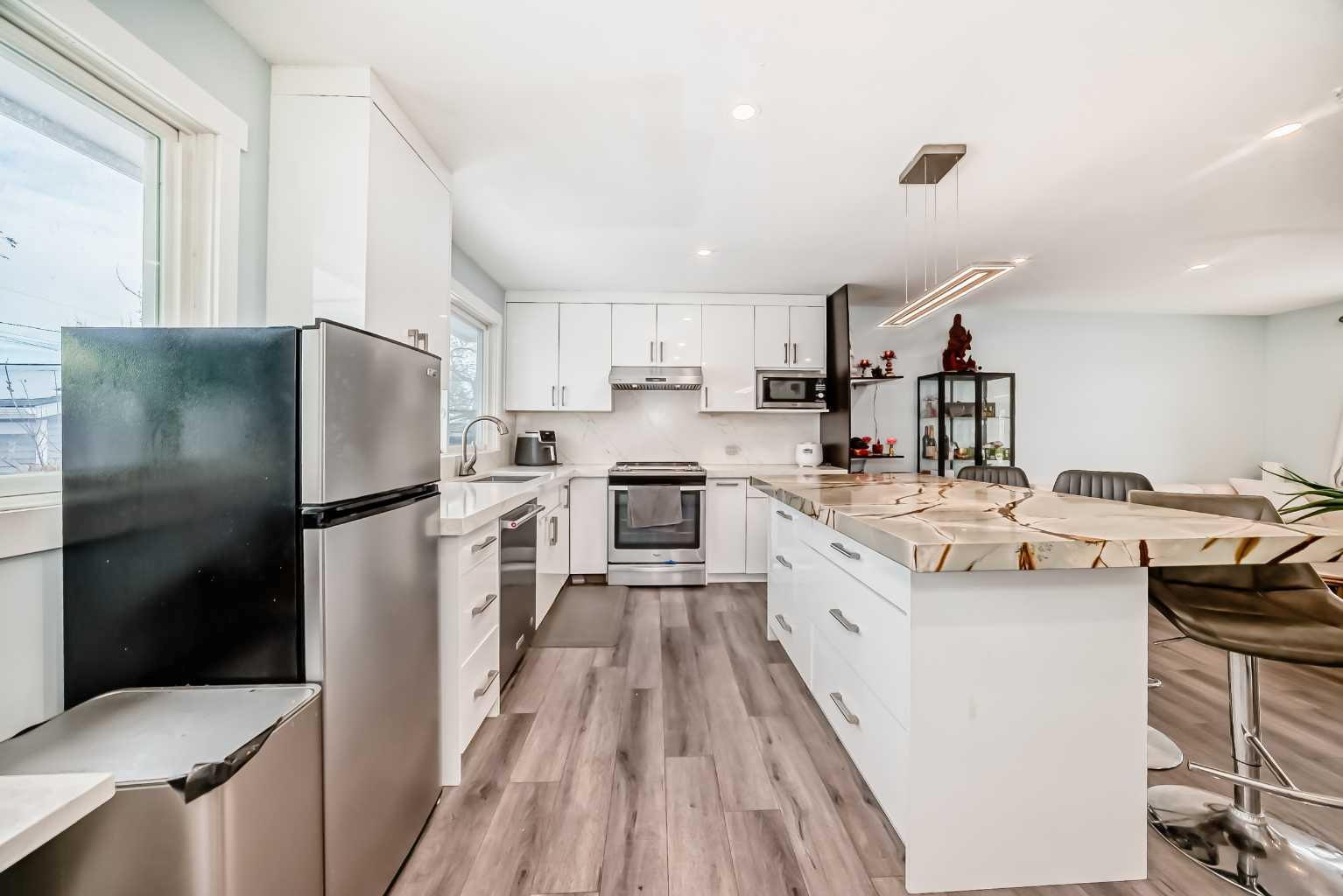 4416 Maryvale Drive NE