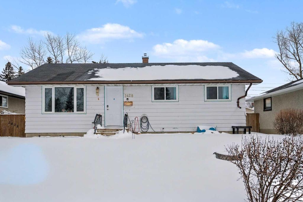 Photo of 2428 46 Street SE, Calgary, AB T2B 1K9 (MLS # A2302790)