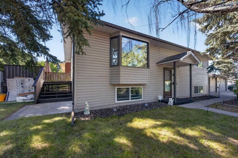 Photo of 4604 29 Avenue NW, Calgary, AB T3B 0J2 (MLS # A2345016)