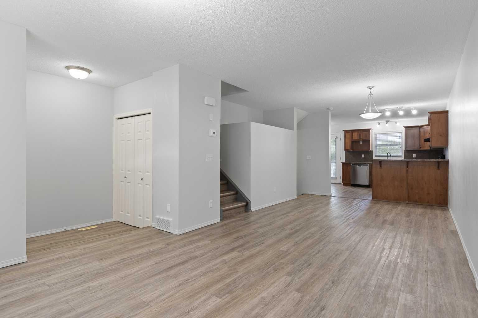 902 Prairie Sound Circle NW
