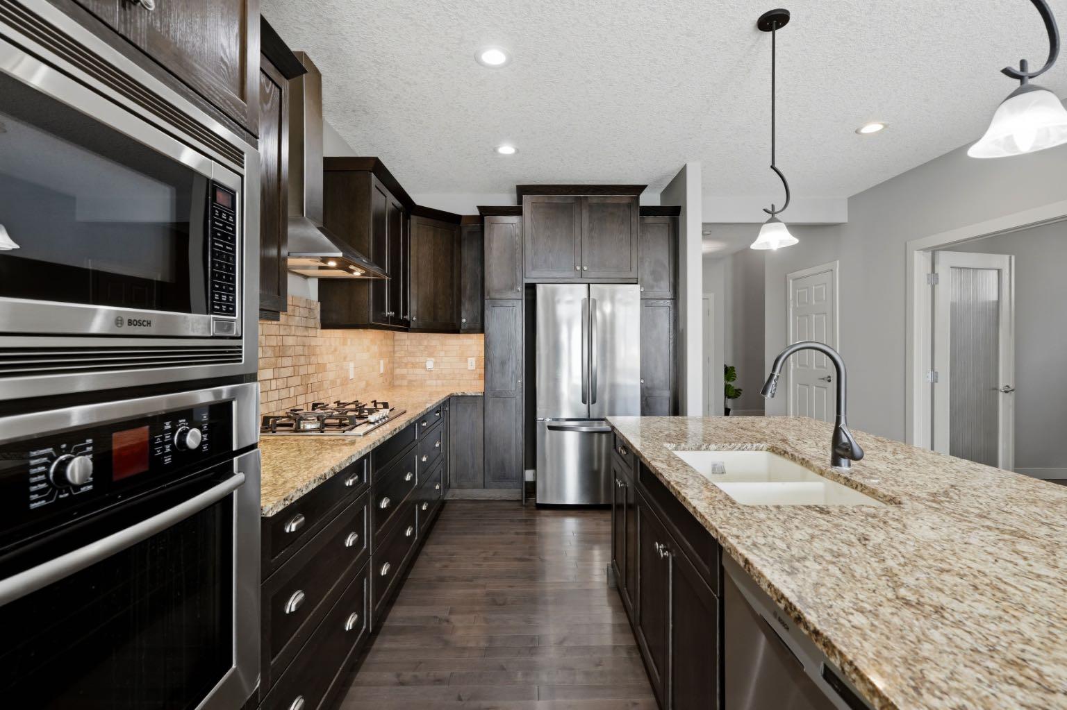 7 Copperleaf Terrace SE