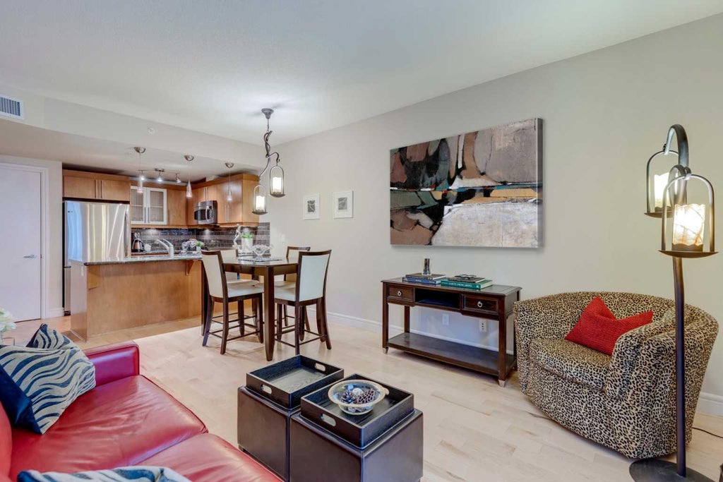Photo of 817 15 Avenue SW #206, Calgary, AB T2R 0H8 (MLS # A2303279)
