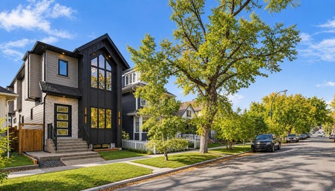 Photo of 727 15 Street NW, Calgary, AB T2N 2B3 (MLS # A2349277)