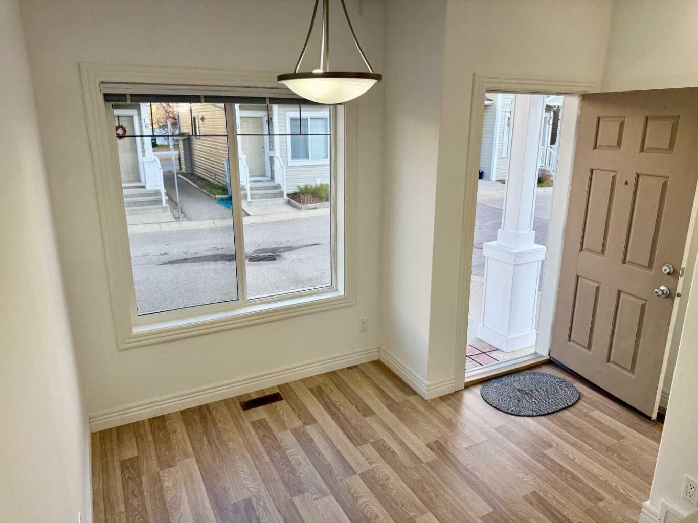 17 Bridleridge Manor SW