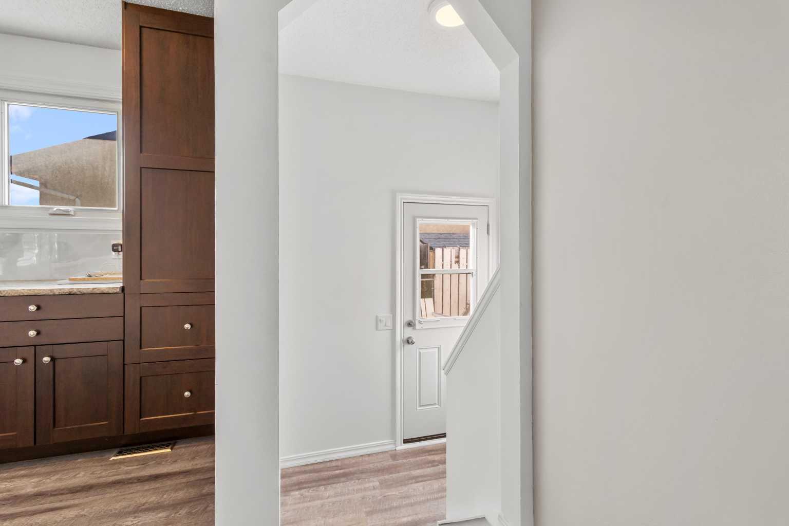 844 RundleCairn Way NE