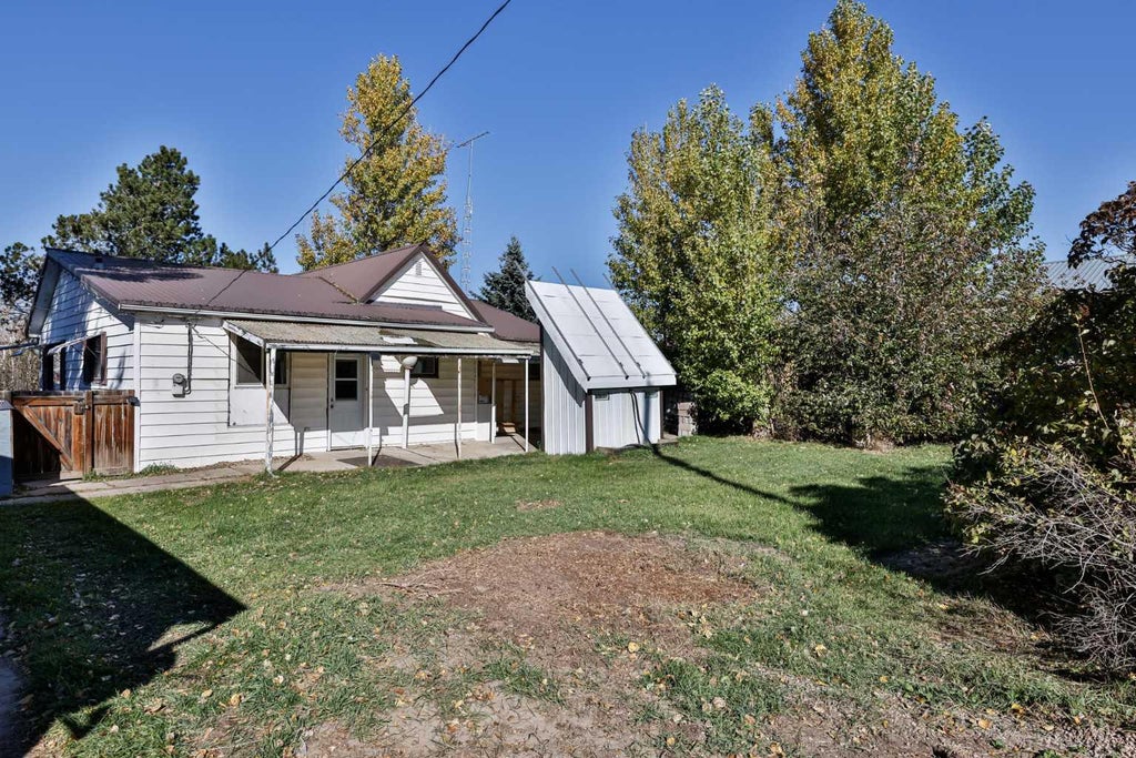 Photo of 124 2 Avenue S, Champion, AB T0L 0R0 (MLS # A2351587)