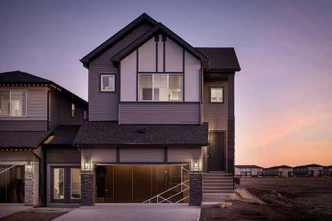 Photo of 259 Corner Glen Gardens NE, Calgary, AB T3N 2P7 (MLS # A2322477)