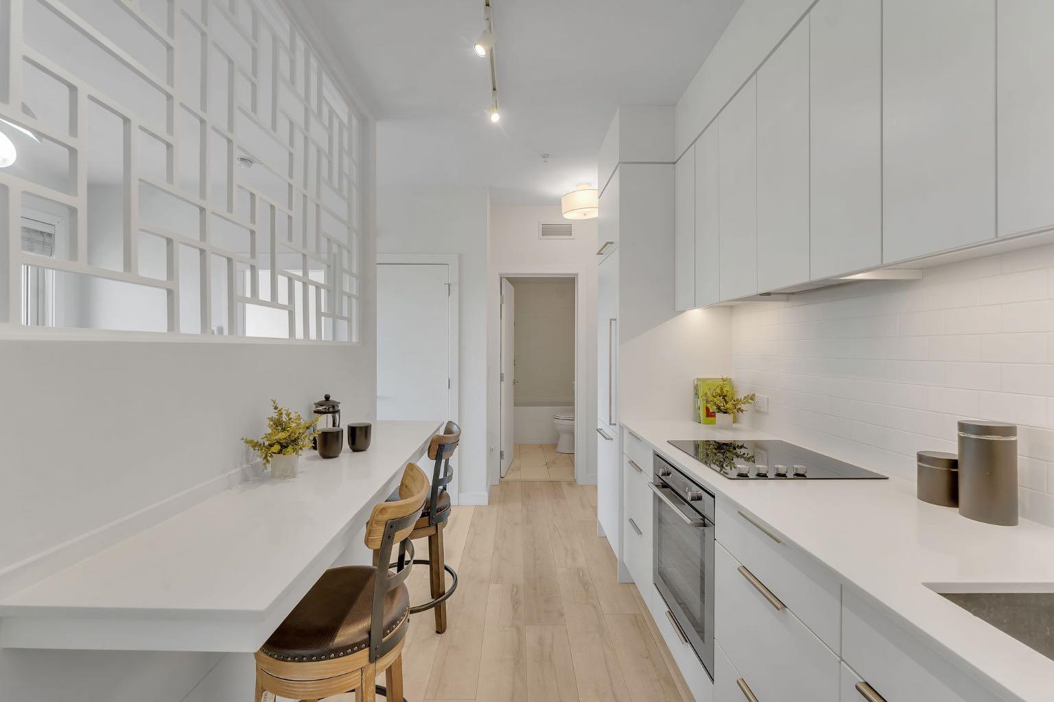 3125 39 Street NW 211