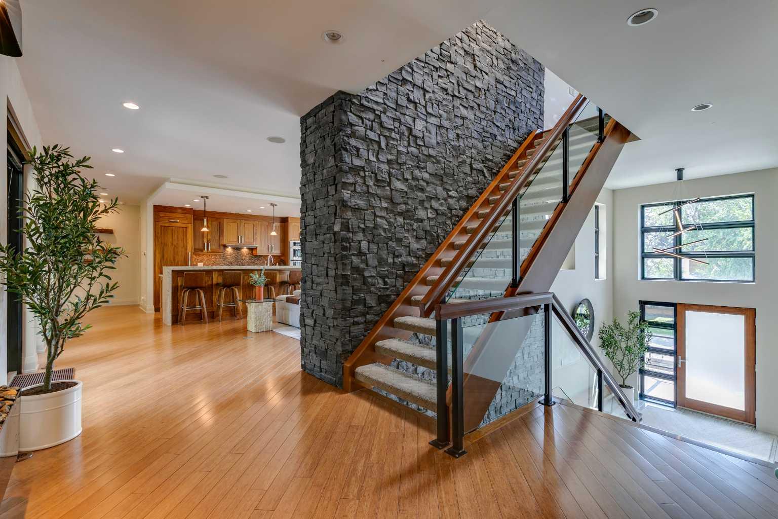 5448 Bannerman Drive NW