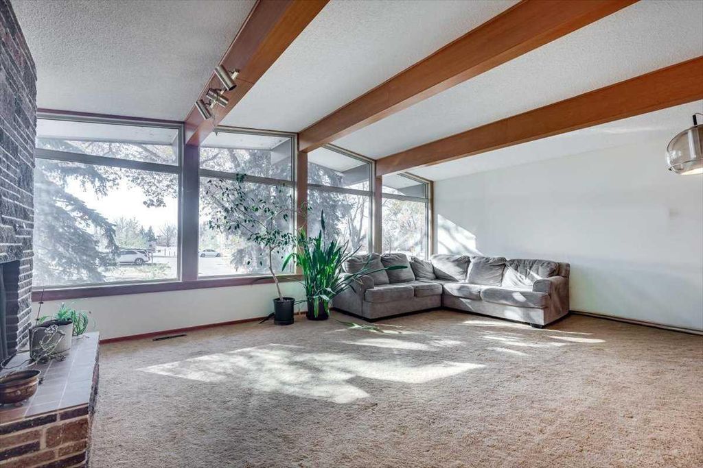 Photo of 5514 53 Street, Olds, AB T4H 1H8 (MLS # A2265223)