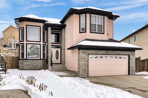 Photo of 98 Sherwood Hill NW, Calgary, AB T3R 0B3 (MLS # A2297797)