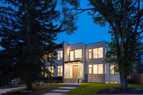 711 Imperial Way SW Calgary AB T2S 1N6