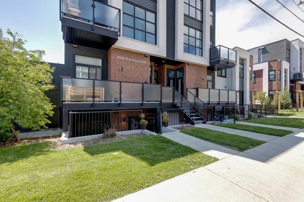 Photo of 1709 35 Avenue SW #11, Calgary, AB T2T 2C9 (MLS # A2323164)