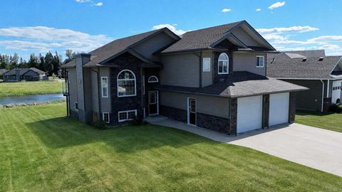 Photo of 4119 16 Avenue NE, Edson, AB T7E 0A5 (MLS # A2297296)