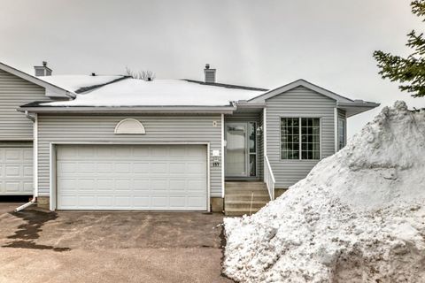 157 Hawkstone Manor NW Calgary AB T3G 3X2