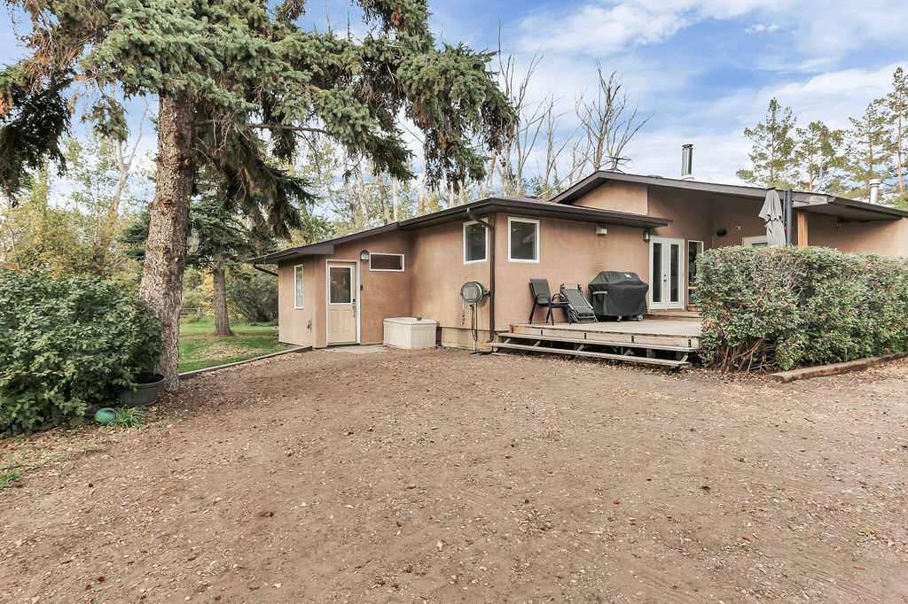 Photo of 39126 Range Road 262, Rural Lacombe County, AB T4L 2N2 (MLS # A2348131)