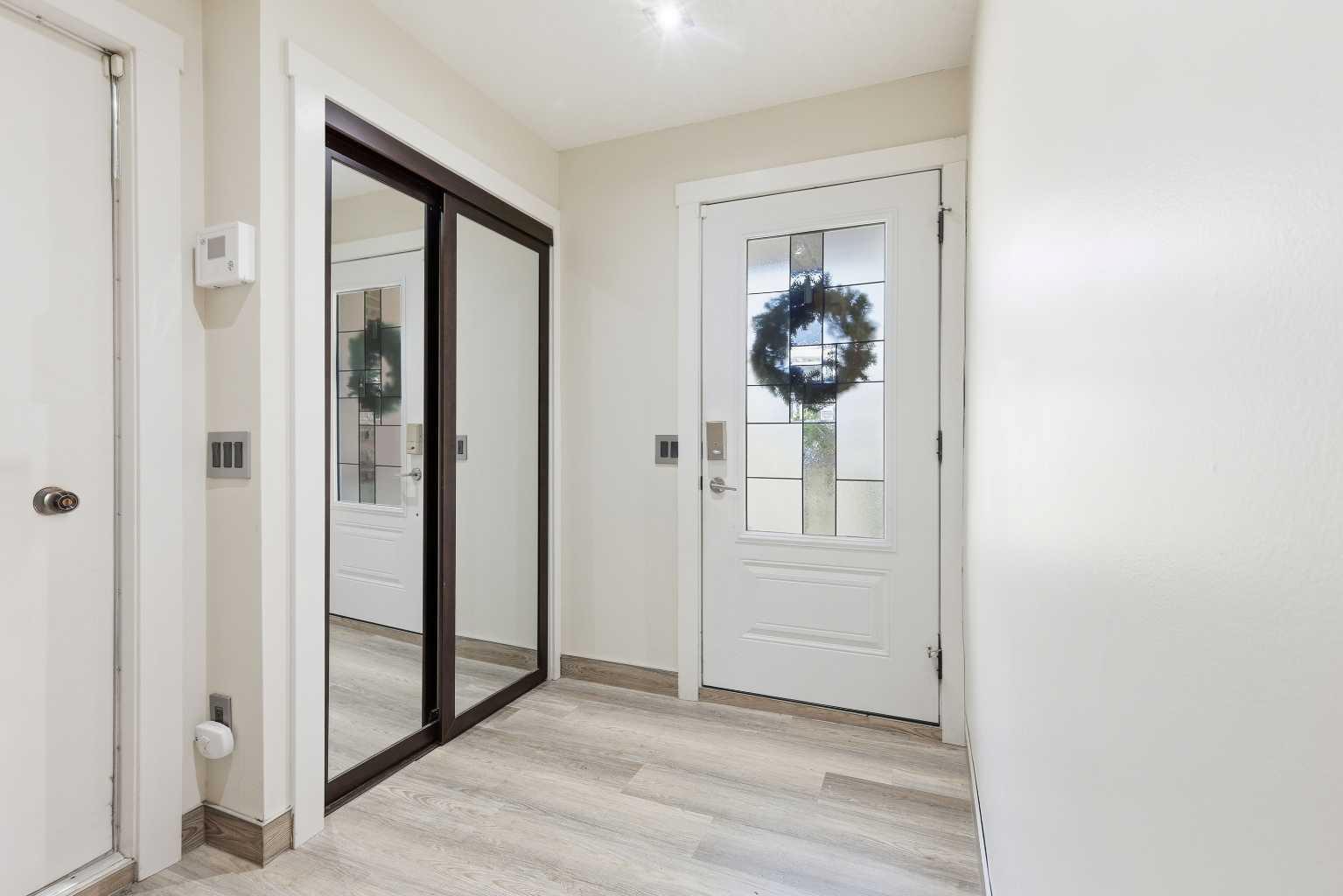 443 Brae Glen Crescent SW