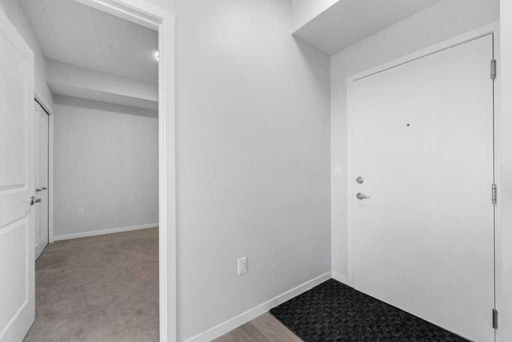 40 Carrington Plaza NW 307