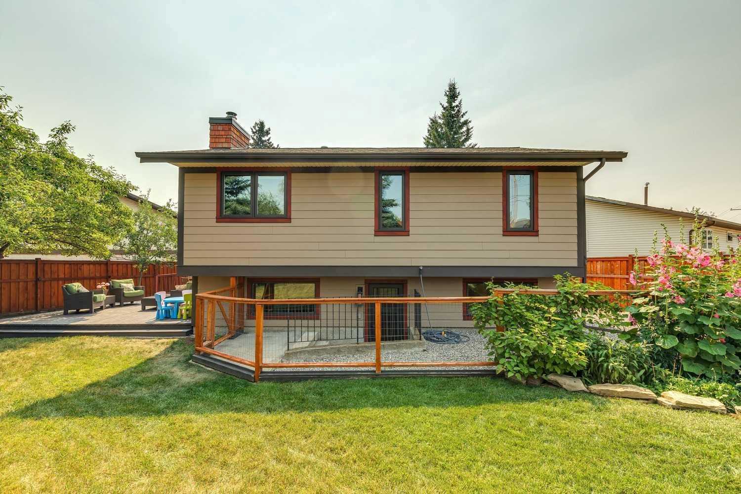 127 Ranchridge Court NW