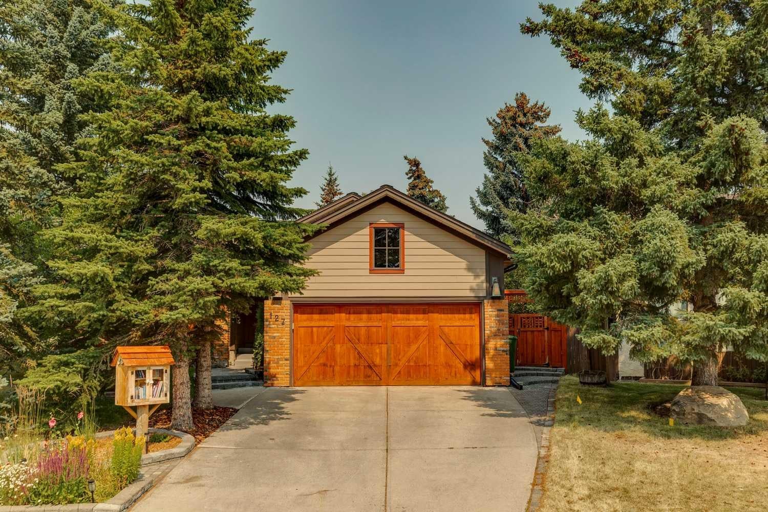 127 Ranchridge Court NW