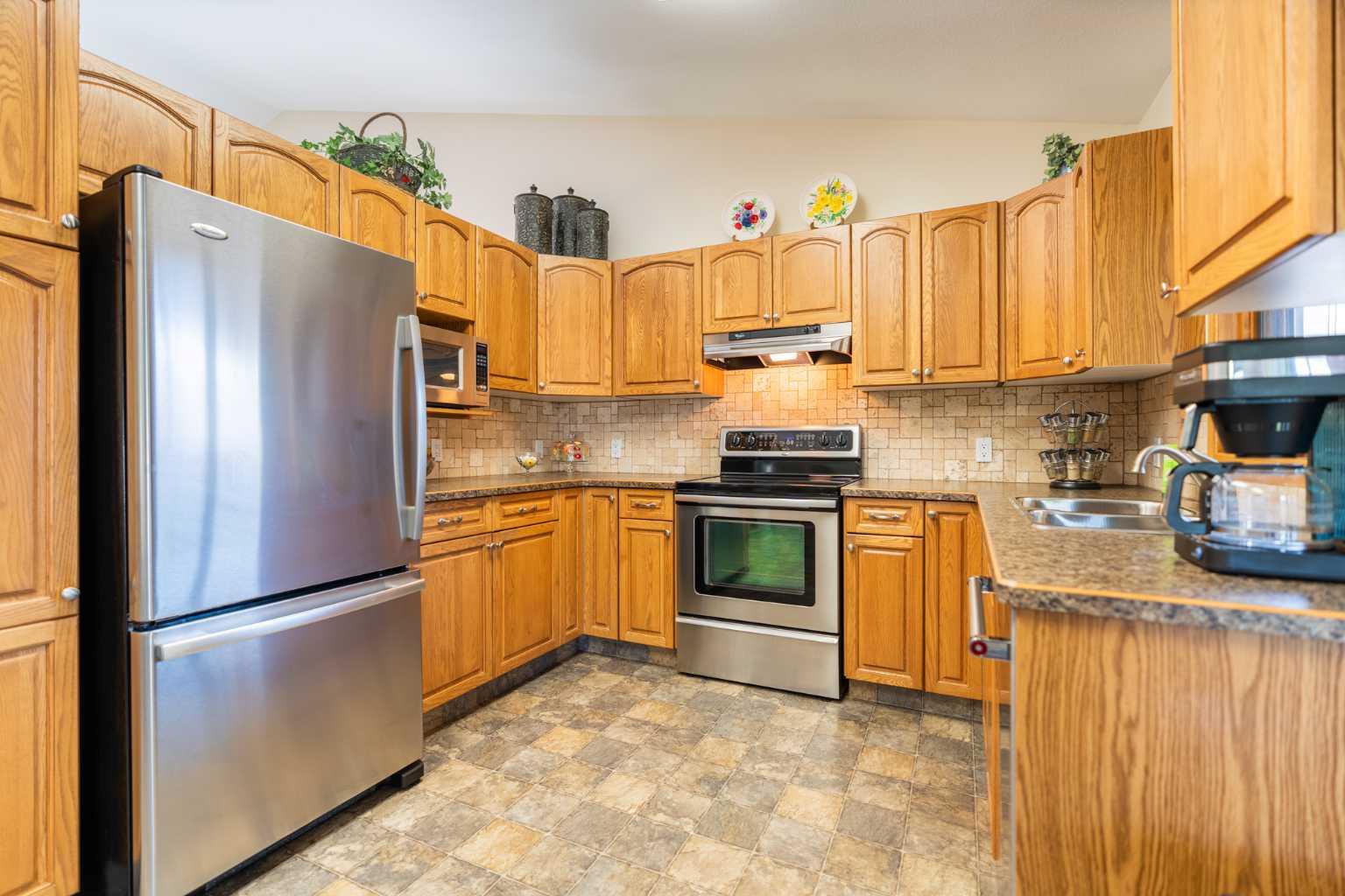 110 Heritage Boulevard W