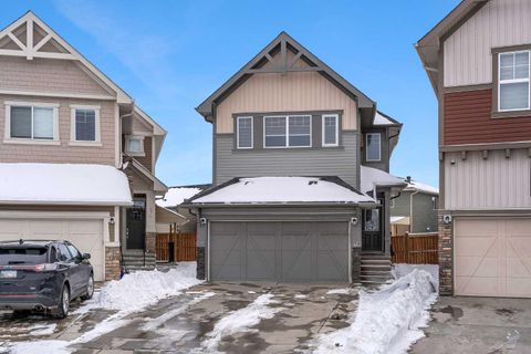 Photo of 43 Saddlelake Manor NE, Calgary, AB T3J 0W2 (MLS # A2308155)