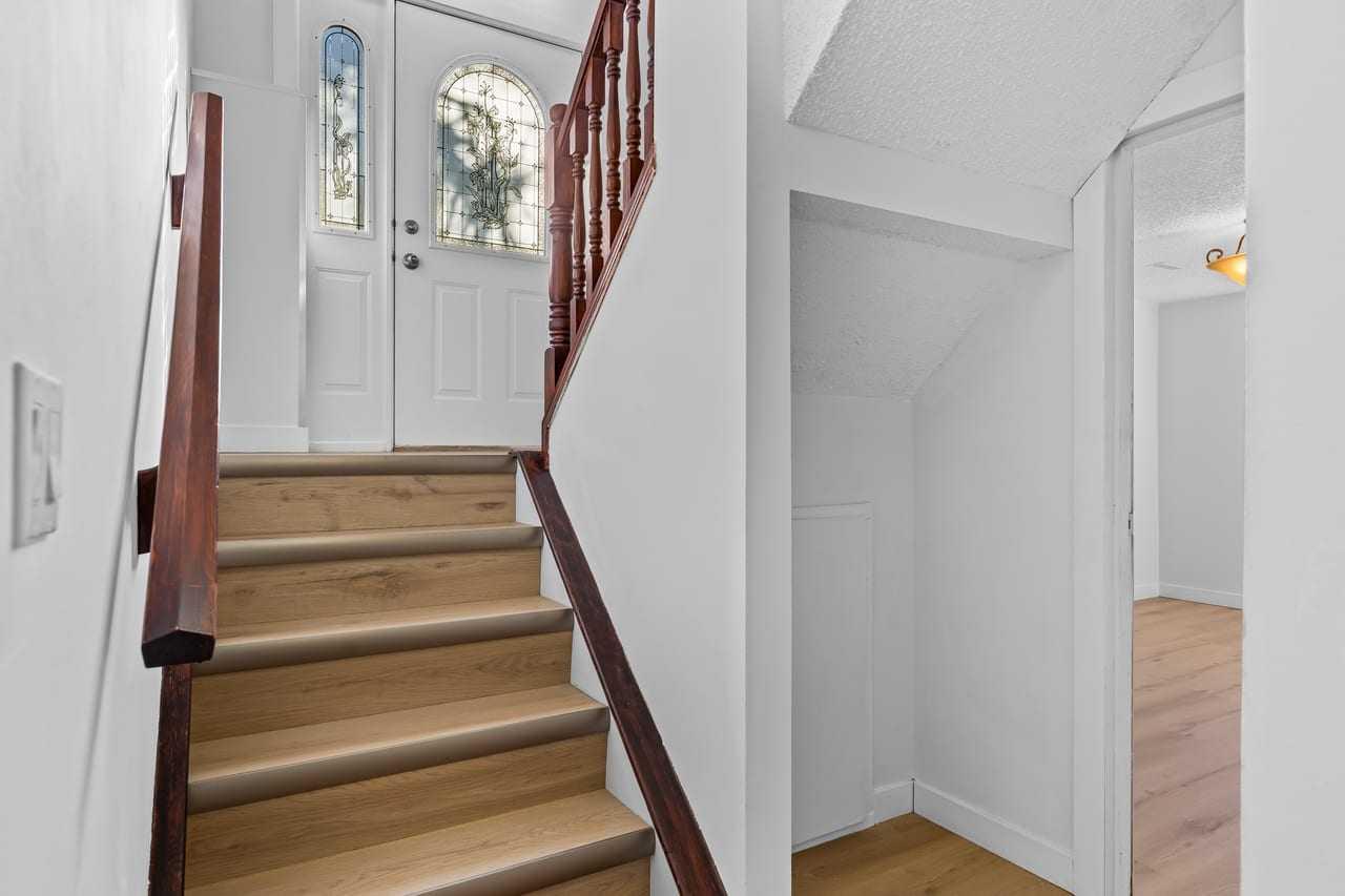 7006A Bowness Road NW