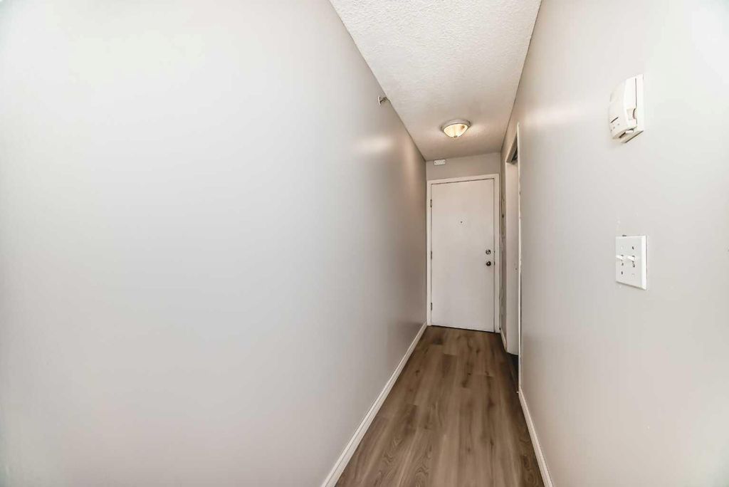 Photo of 1717 60 Street SE #425, Calgary, AB T2A 7Y7 (MLS # A2294878)