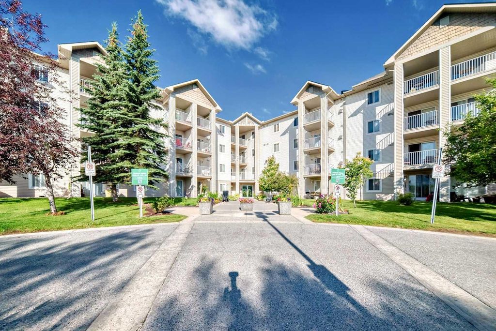 Photo of 1717 60 Street SE #425, Calgary, AB T2A 7Y7 (MLS # A2294878)