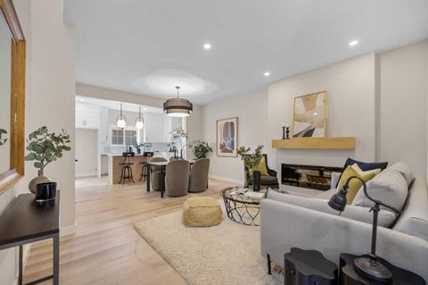 68 Buffaloberry Manor SE Calgary AB T3M 3M1