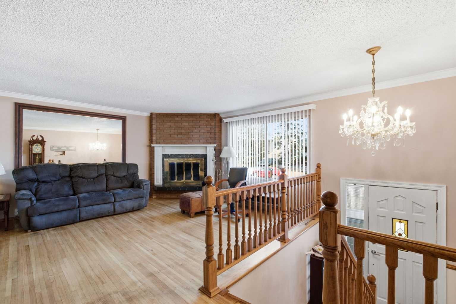 16 Dalroy Crescent NW