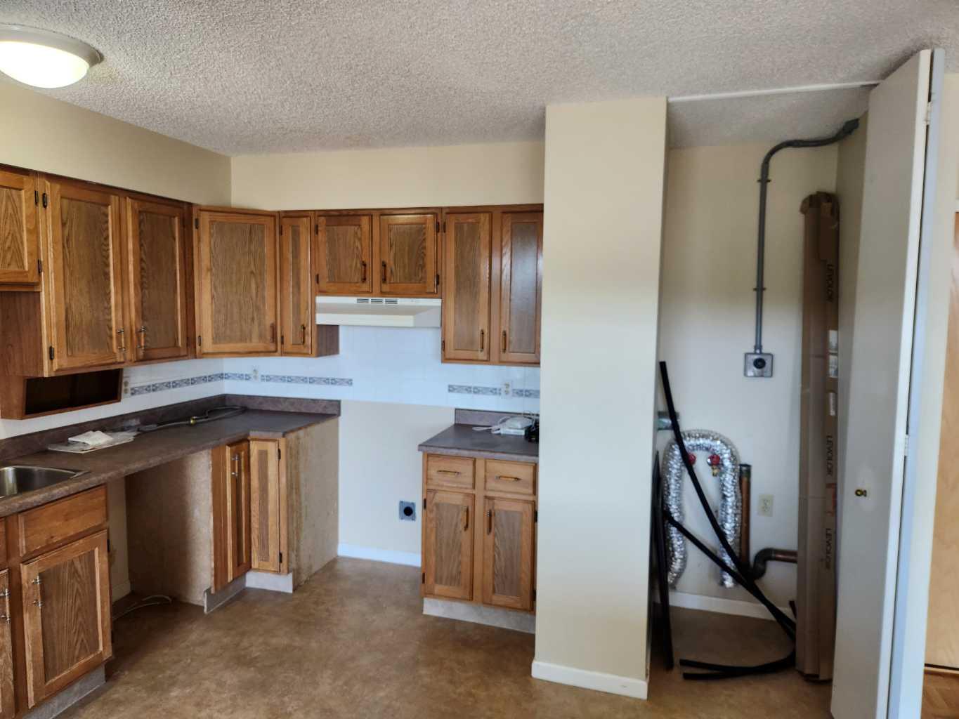 80 Point Mckay Crescent NW 1806