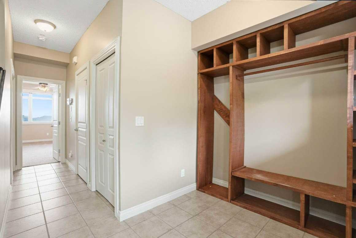 148 Rockyledge View NW 11