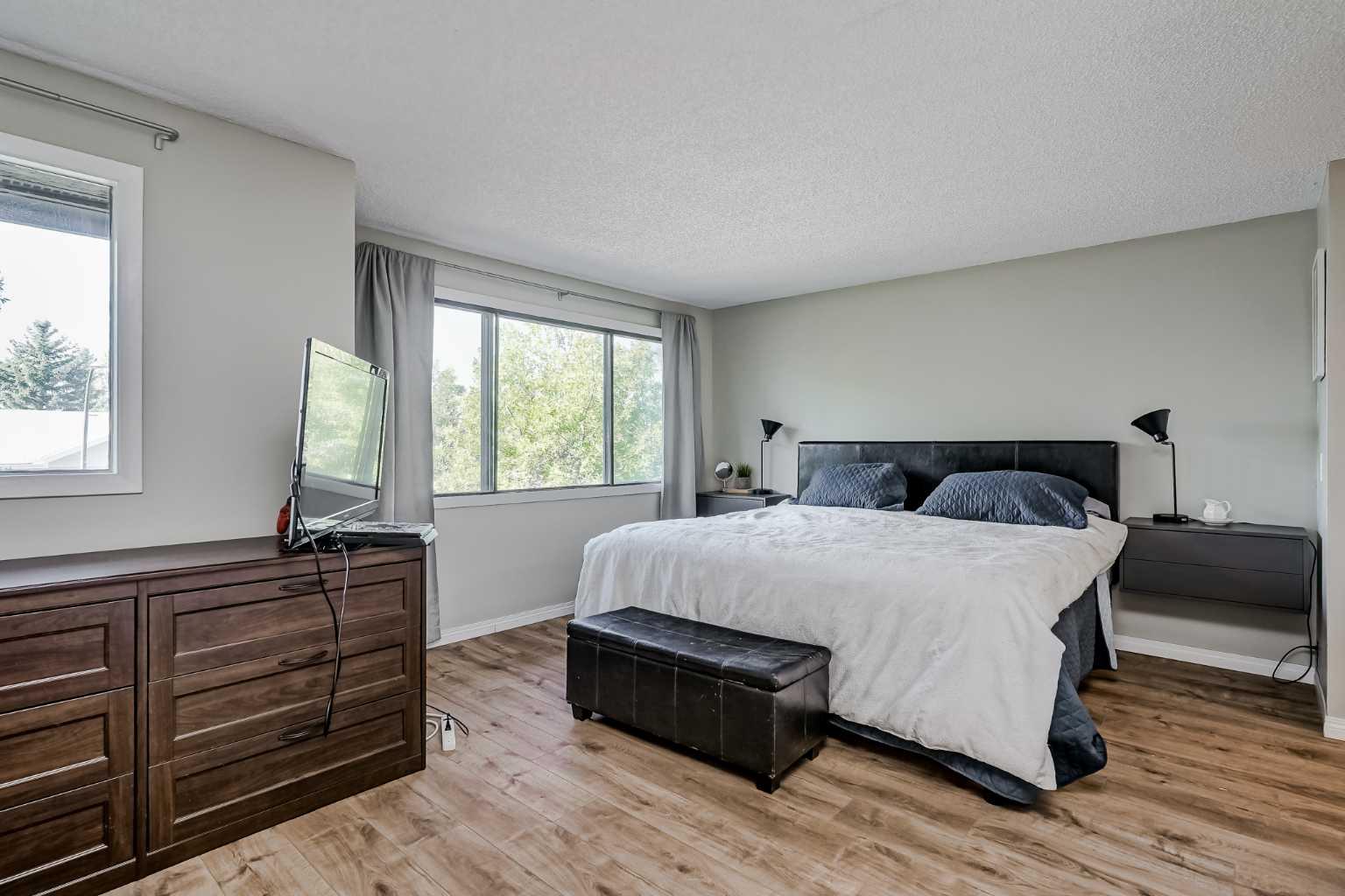 99 Midpark Gardens SE 29
