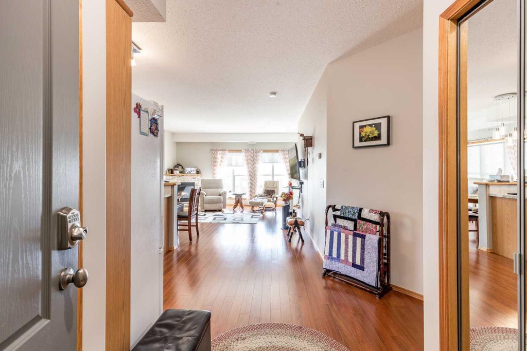 Photo of 29 River Ridge Drive NW #413, Medicine Hat, AB T1A 8V3 (MLS # A2286374)