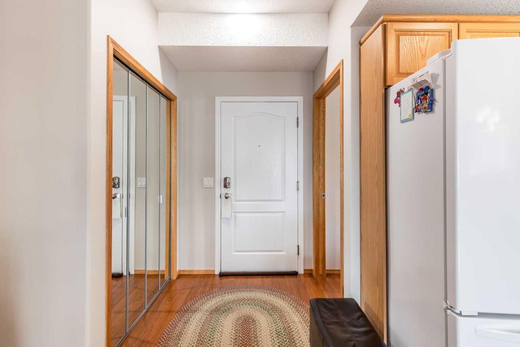 Photo of 29 River Ridge Drive NW #413, Medicine Hat, AB T1A 8V3 (MLS # A2286374)