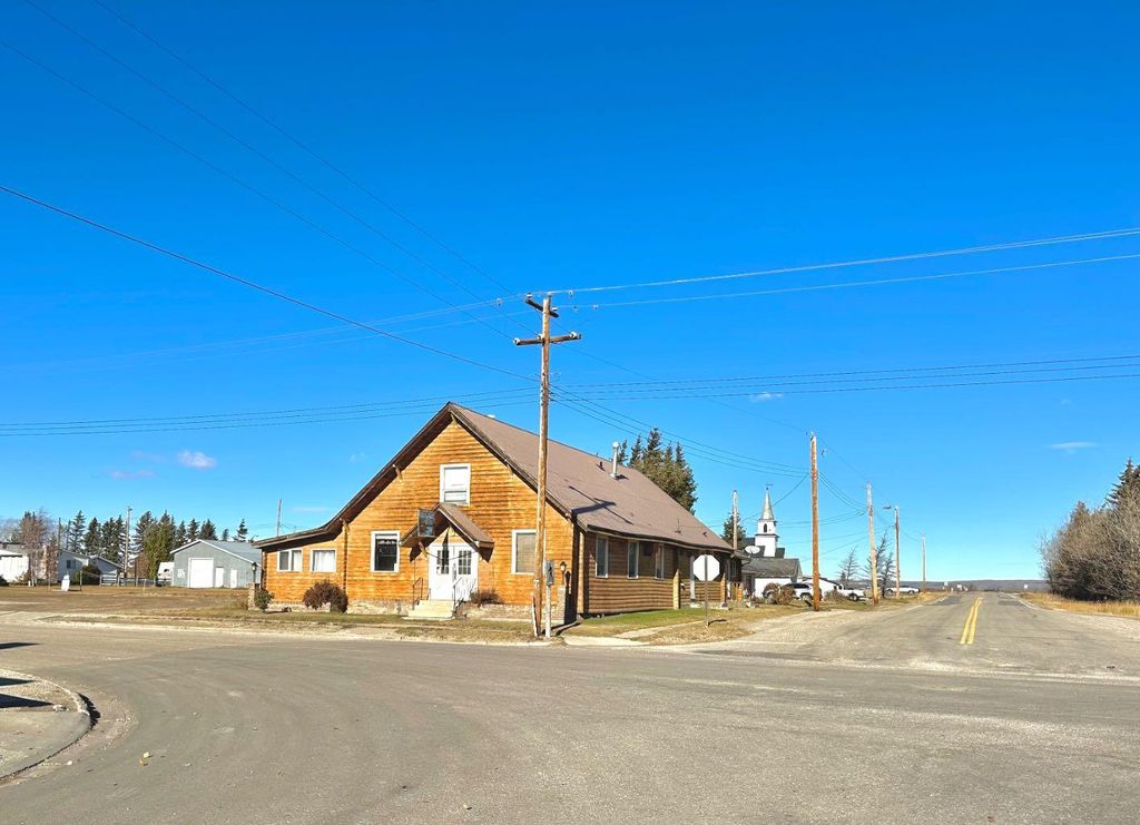 Photo of 10002 100 Avenue, La Glace, AB T0H 2J0 (MLS # A2266059)