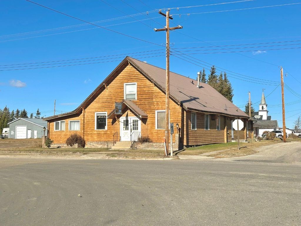 Photo of 10002 100 Avenue, La Glace, AB T0H 2J0 (MLS # A2266059)
