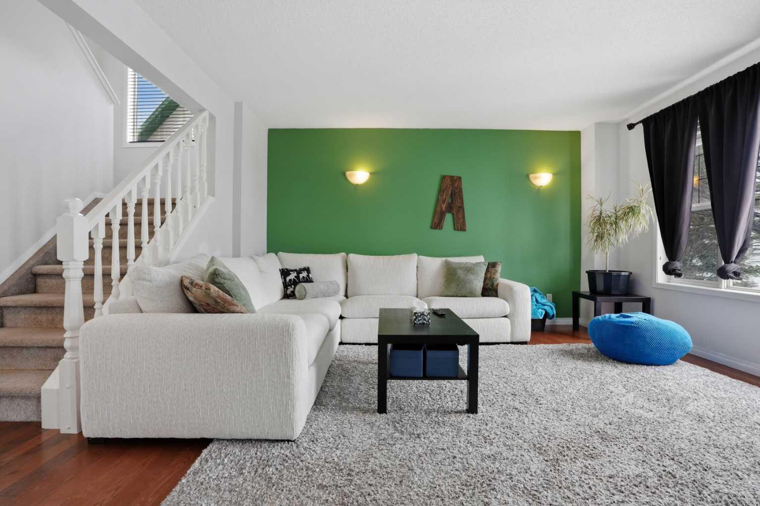 138 Creekside Bay NW