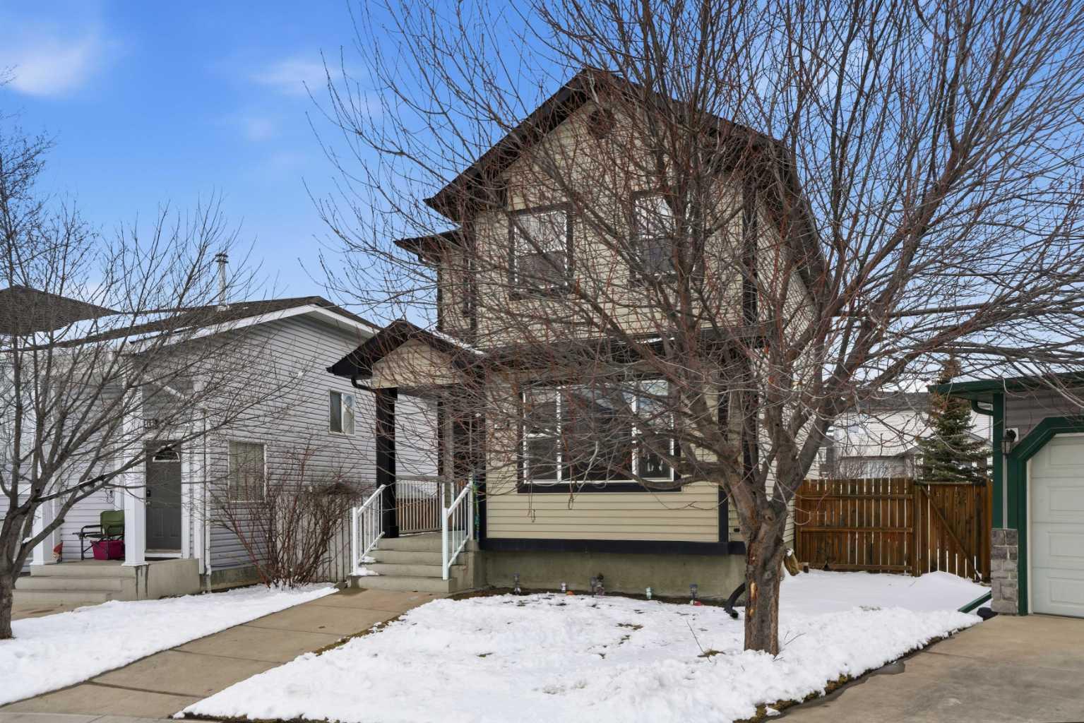 138 Creekside Bay NW