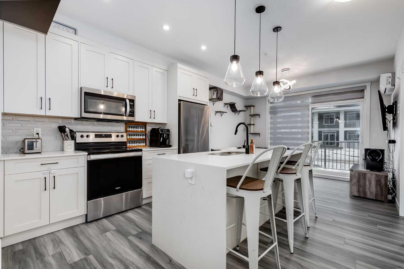 500 Auburn Meadows Common SE 102